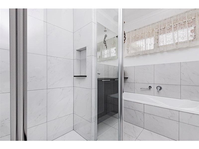 2/3 Carmel Drive, Warrnambool VIC 3280