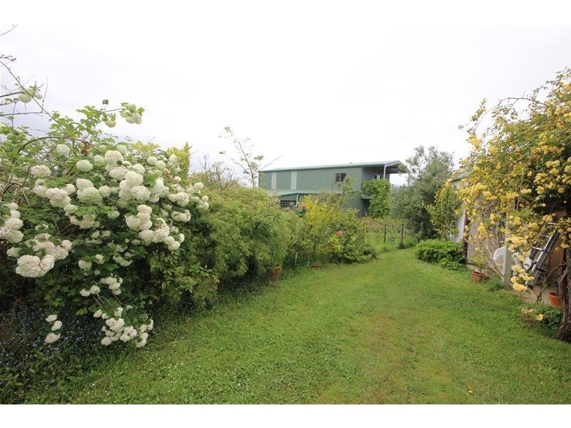 7327 Princes Highway, Tyrendarra VIC 3285