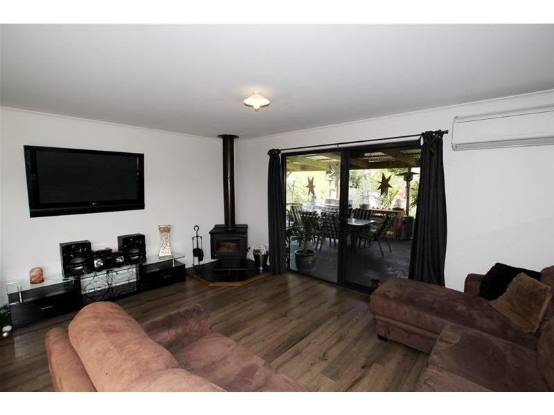 71 Swanston Street, Terang VIC 3264