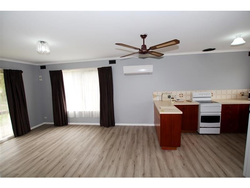 6 School Road, Panmure VIC 3265