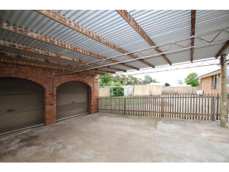 6 School Road, Panmure VIC 3265