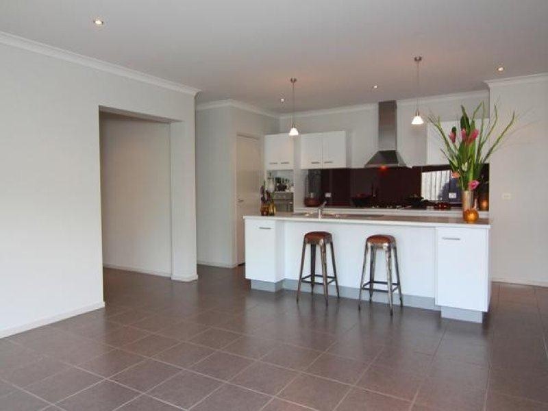 11 Huntingfield Drive, Warrnambool VIC 3280