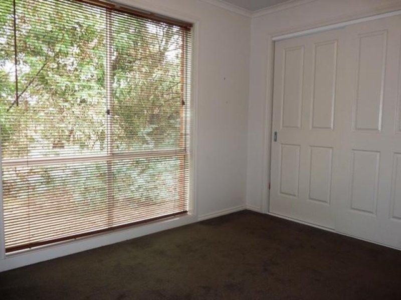 15 Clarke Street, Allansford VIC 3277