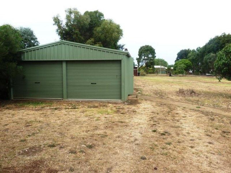 15 Clarke Street, Allansford VIC 3277