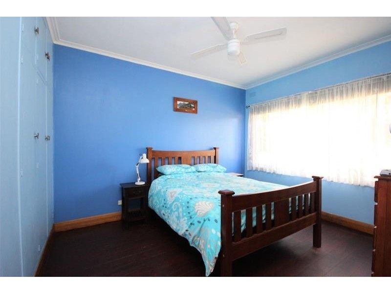 80 Darlington  Road, Mortlake VIC 3272