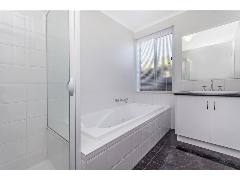 12 Wendy Place, Warrnambool VIC 3280