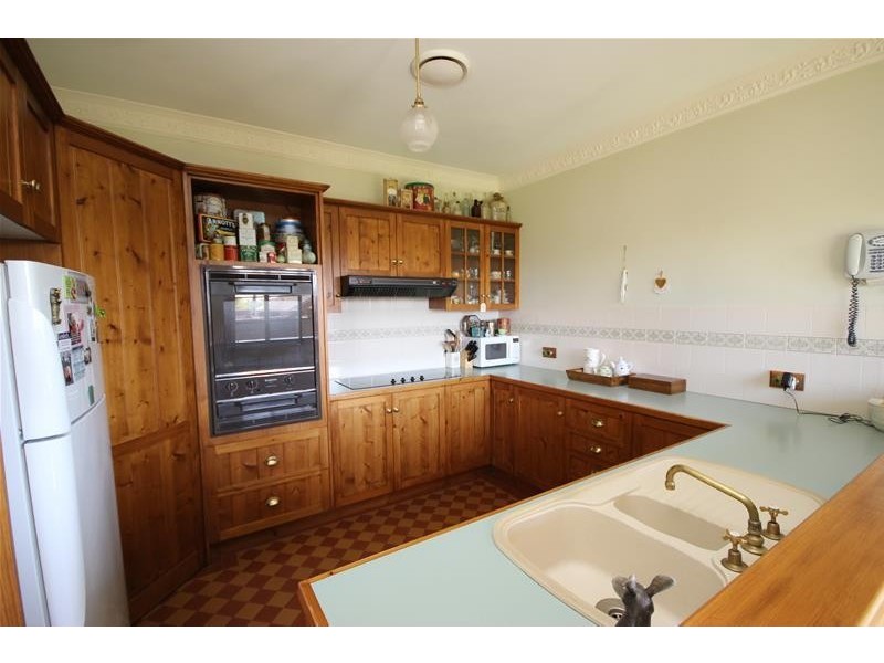 1 Kagoola Avenue, Warrnambool VIC 3280