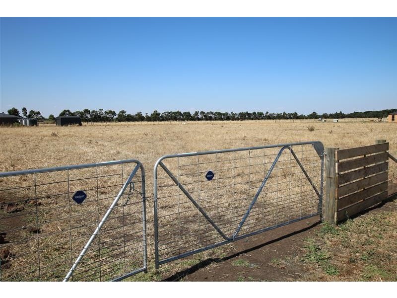 Lot 1 Mortlake – Ararat Road, Mortlake VIC 3272