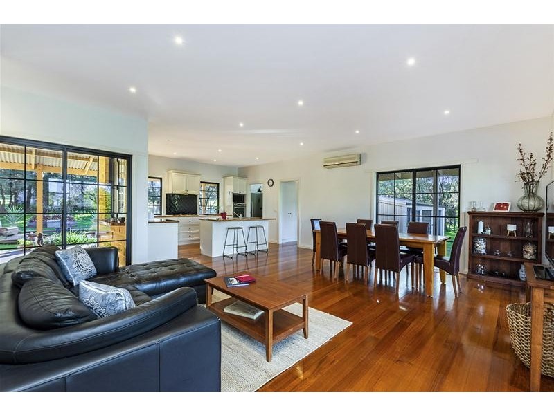 28 Douglas Lane, Illowa VIC 3282