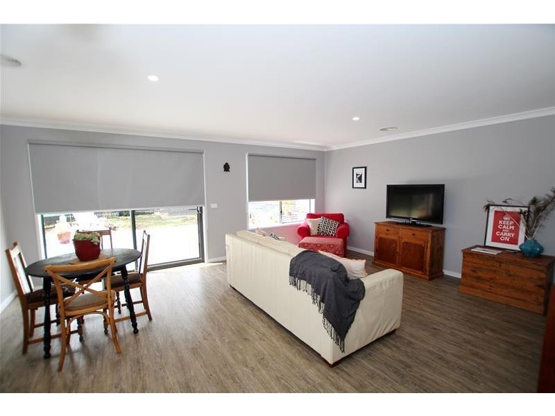 218B Commercial Road, Koroit VIC 3282