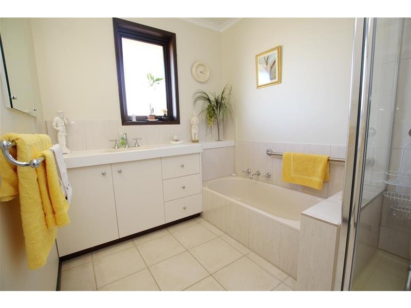 1/5 Wenden Court, Warrnambool VIC 3280