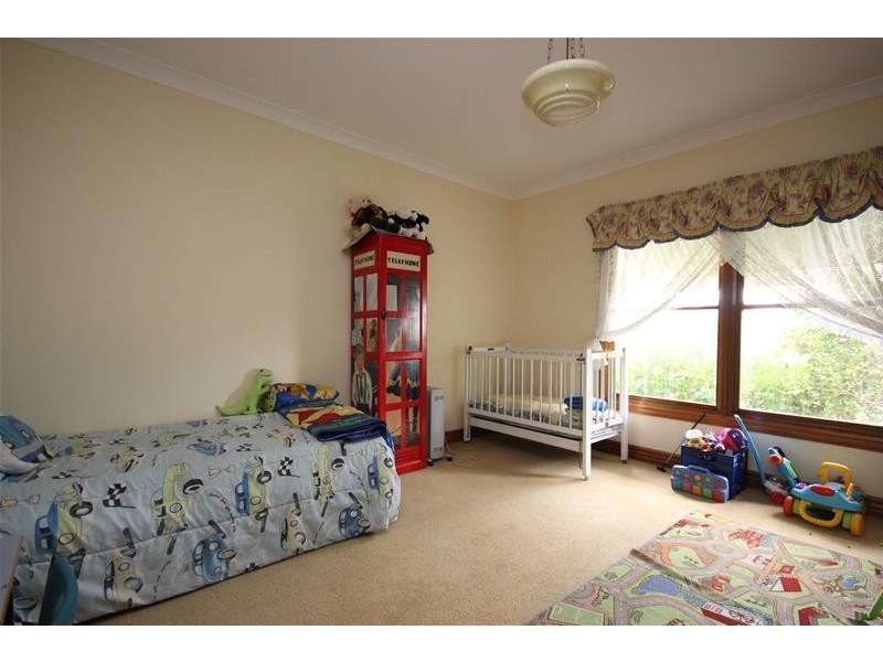 18 Terang – Mortlake Road, Noorat VIC 3265