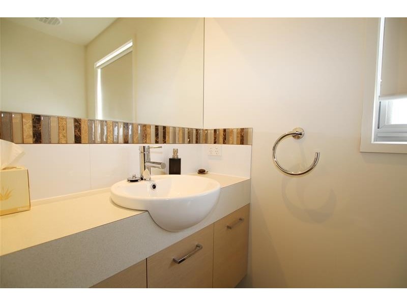 6 Roxburgh Court, Warrnambool VIC 3280