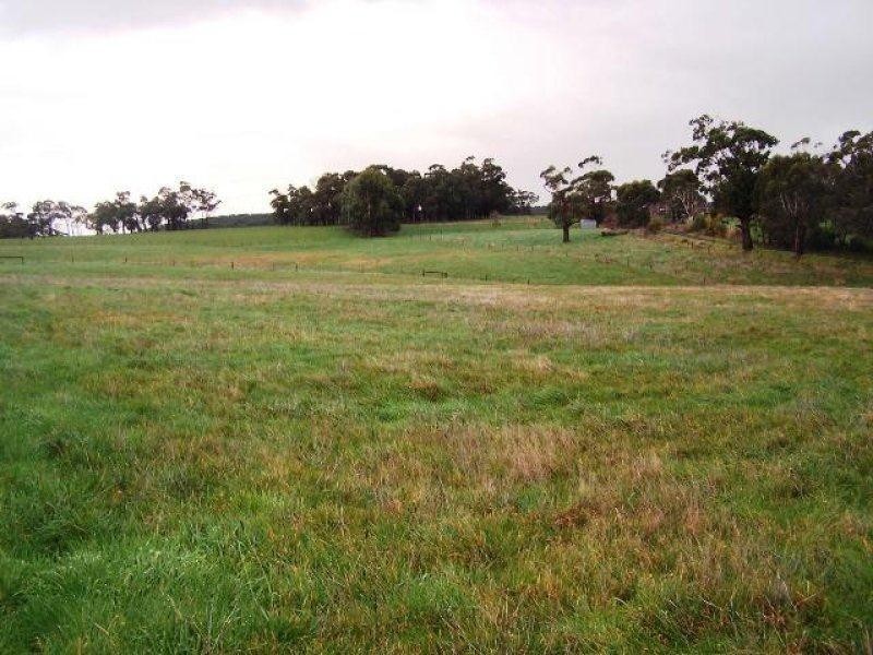 16 Rands Road, Timboon VIC 3268