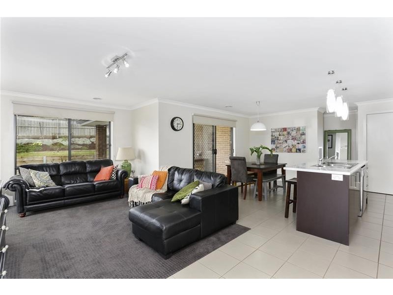 32 Dennington Rise, Warrnambool VIC 3280