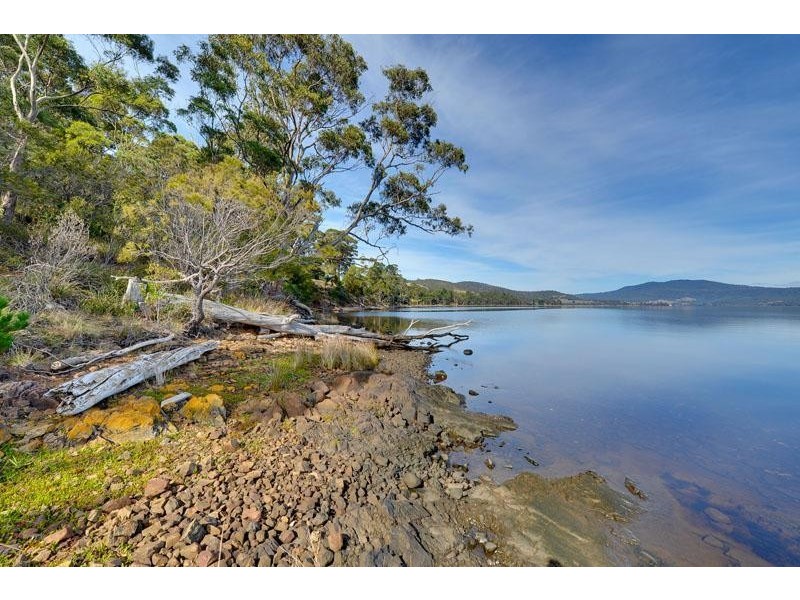1-1345 Cygnet Coast Road, Lower Wattle Grove TAS 7109