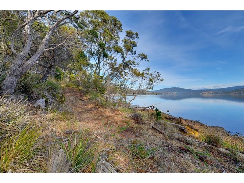 1-1345 Cygnet Coast Road, Lower Wattle Grove TAS 7109