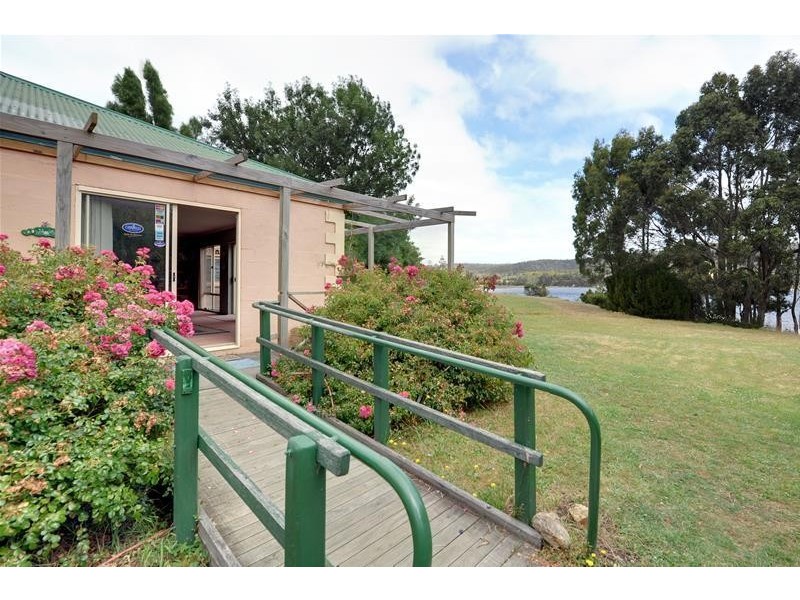 6713 Channel Highway, Deep Bay TAS 7112