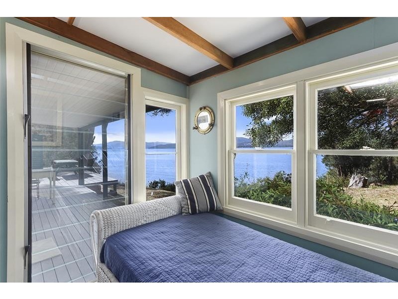 981 Esperance Coast Road, Surveyors Bay TAS 7116