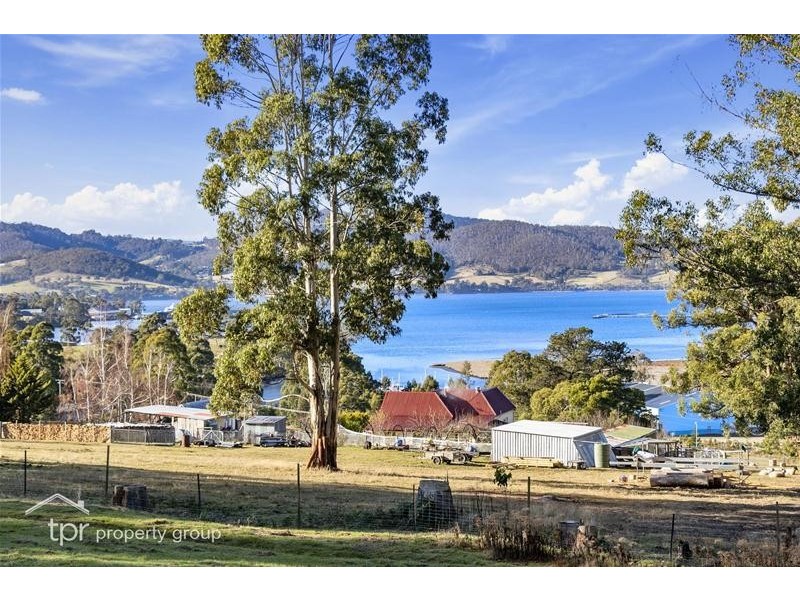 39 Crooke Street, Port Huon TAS 7116