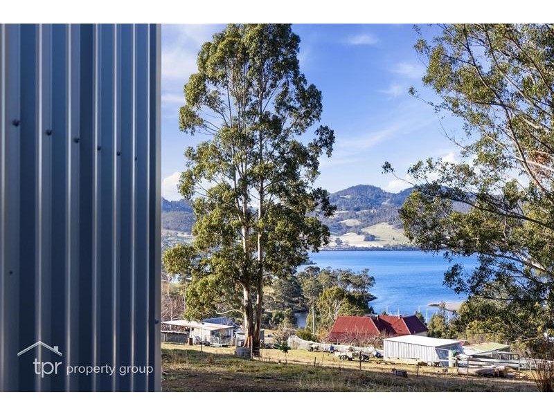39 Crooke Street, Port Huon TAS 7116