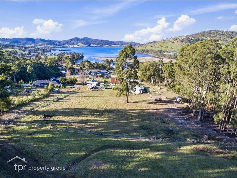 39 Crooke Street, Port Huon TAS 7116