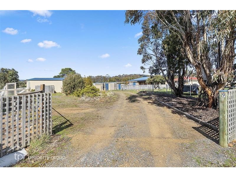 9 Cruttenden Street, Buckland TAS 7190
