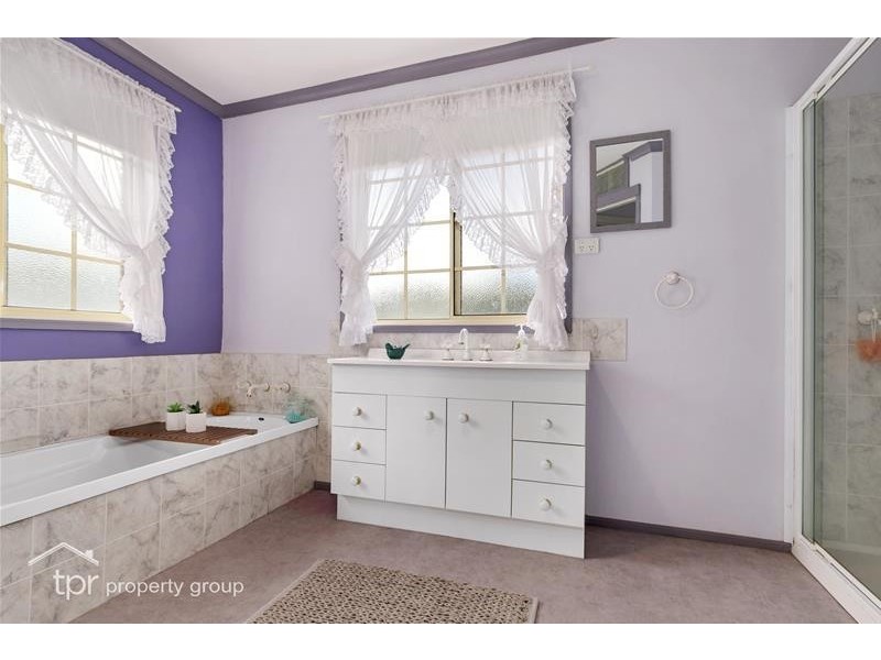 2740 Huon Highway, Huonville TAS 7109