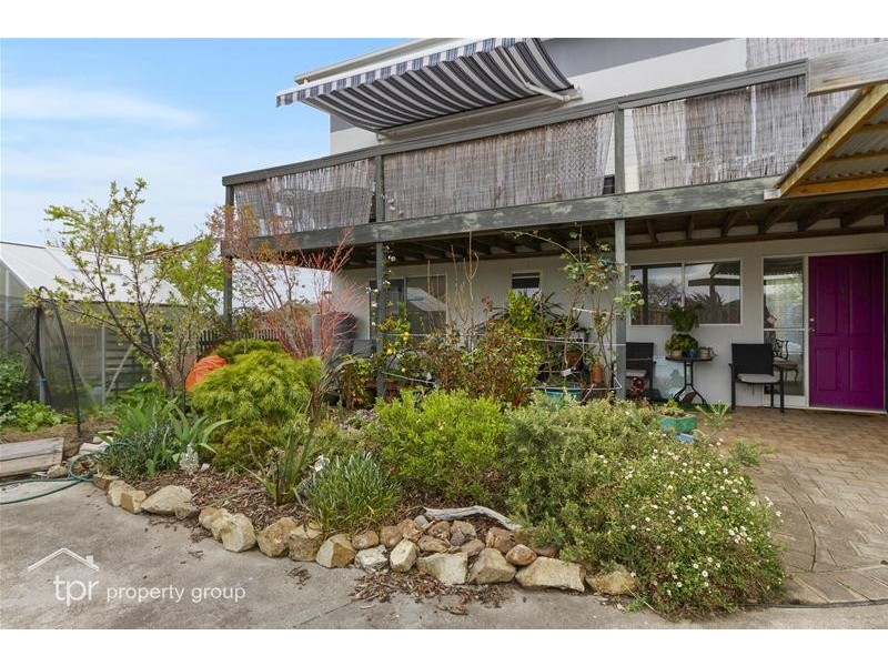 47 Tahune Crescent, Blackmans Bay TAS 7052