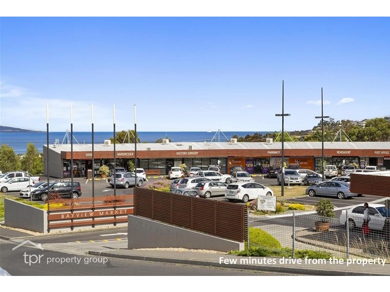 47 Tahune Crescent, Blackmans Bay TAS 7052