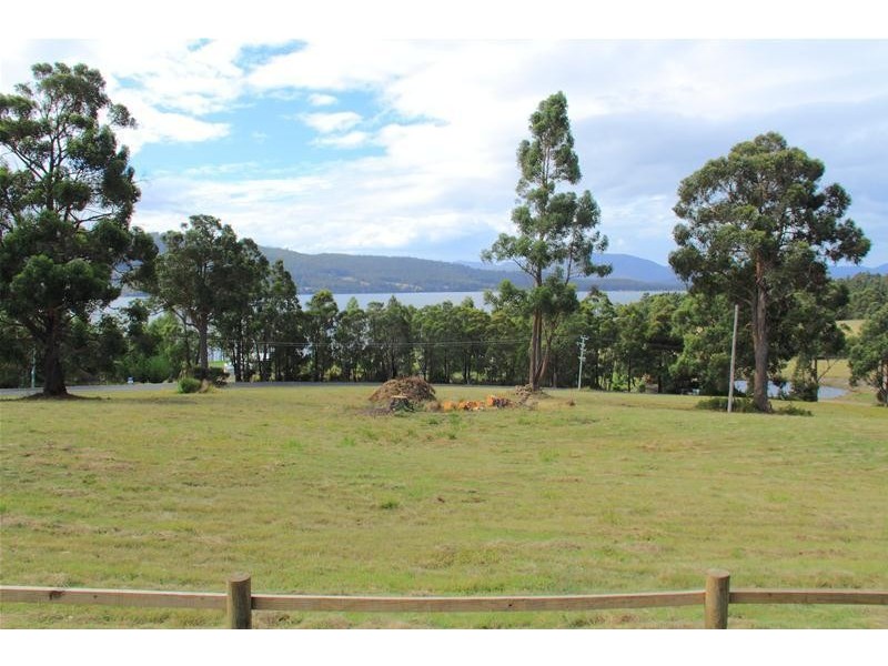 160 Esperance Coast Road, Surges Bay TAS 7116