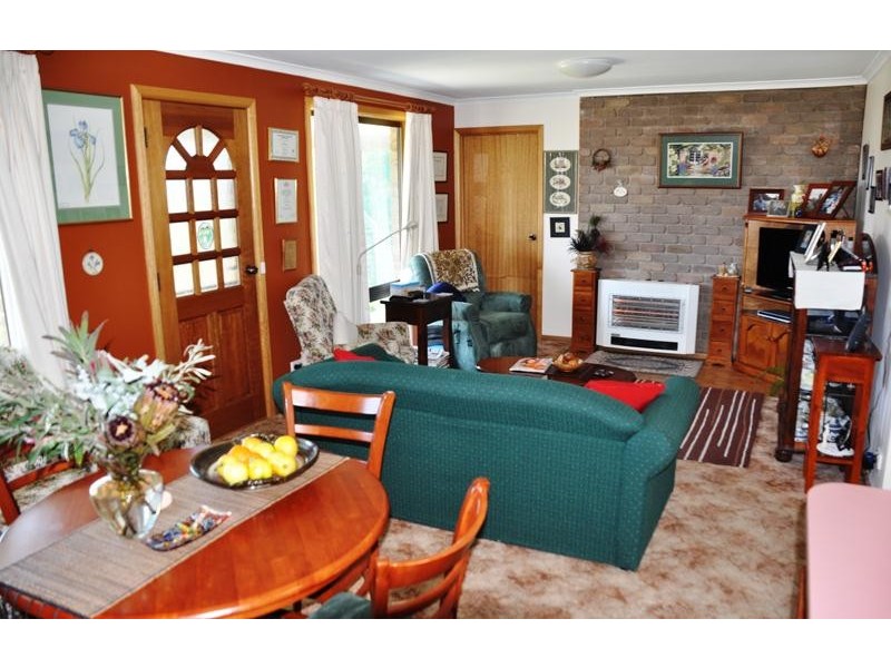 24 Arthur Street, Port Huon TAS 7116