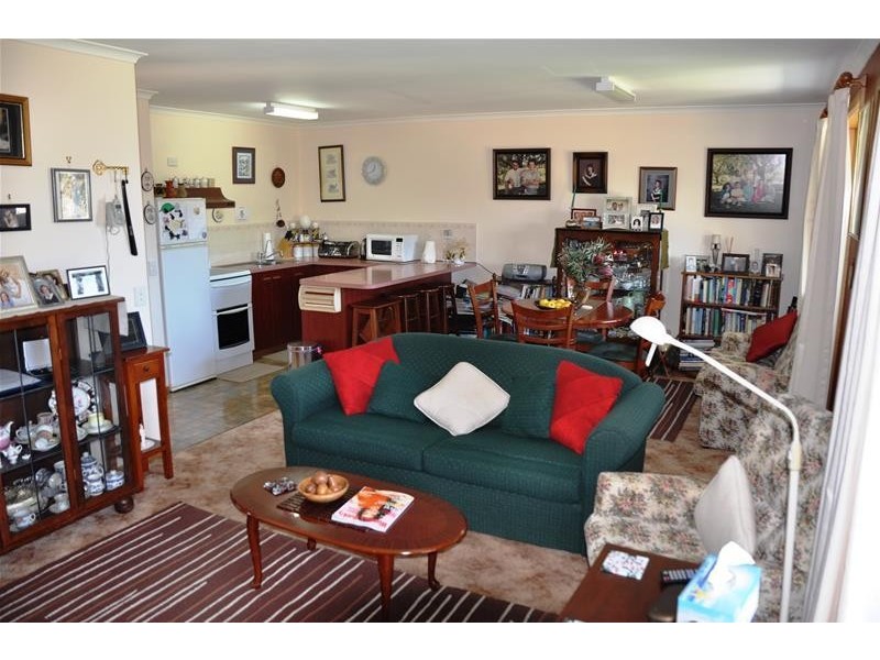 24 Arthur Street, Port Huon TAS 7116