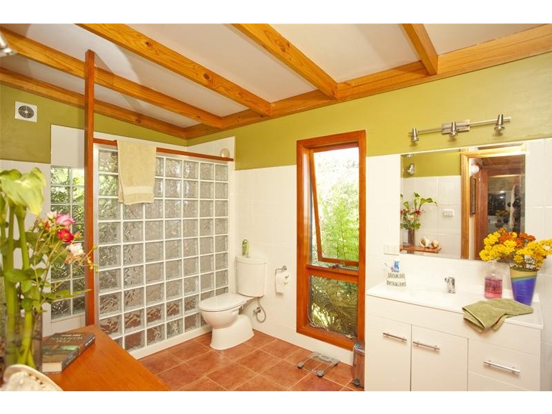 156 Graces Road, Glaziers Bay TAS 7109