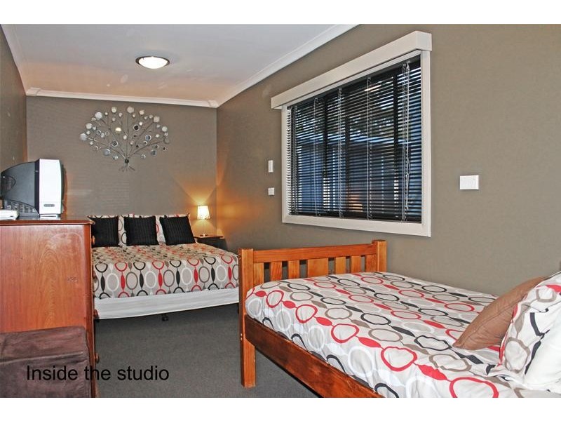 4 Sandrock Loop, Abels Bay TAS 7112