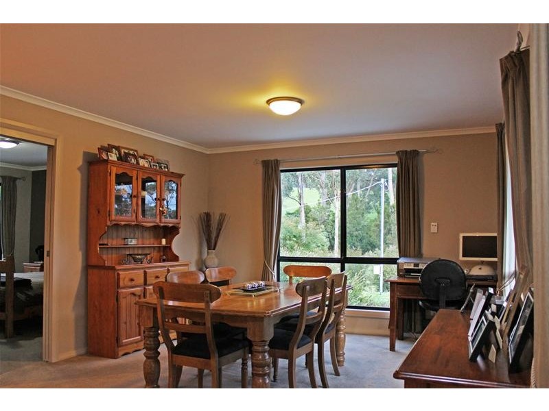 4 Sandrock Loop, Abels Bay TAS 7112