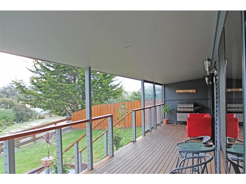 4 Sandrock Loop, Abels Bay TAS 7112