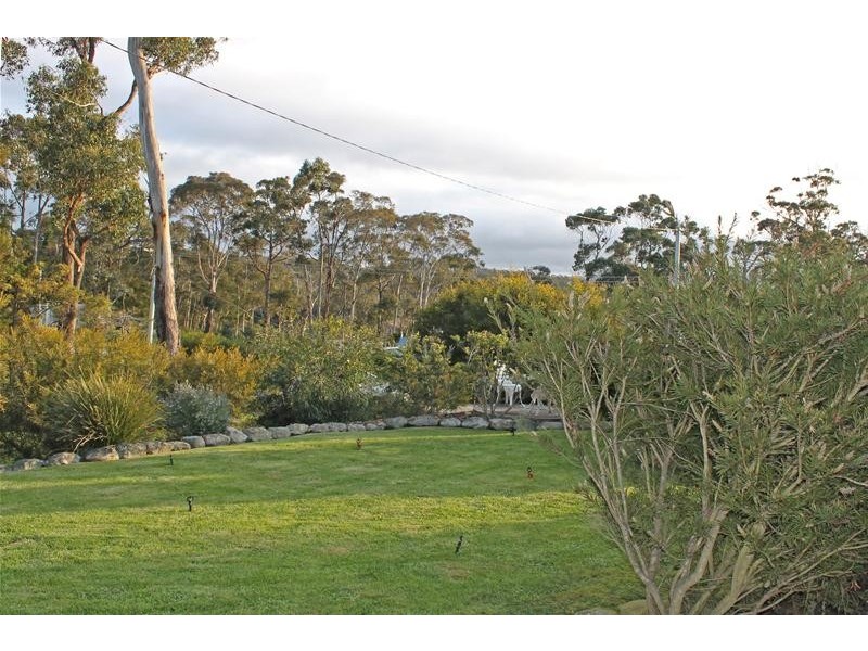 4 Sandrock Loop, Abels Bay TAS 7112