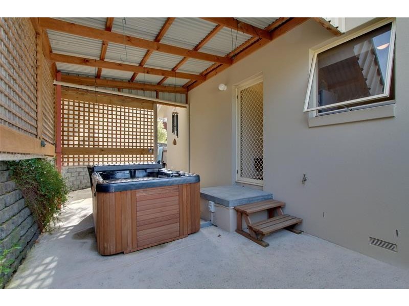 27 Frankcomb Street, Huonville TAS 7109