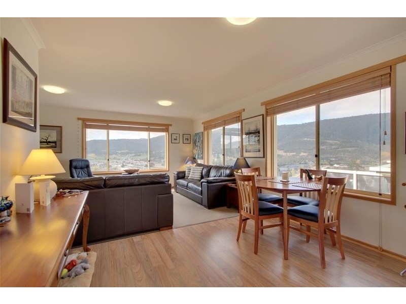 27 Frankcomb Street, Huonville TAS 7109