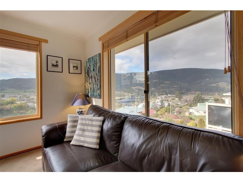 27 Frankcomb Street, Huonville TAS 7109