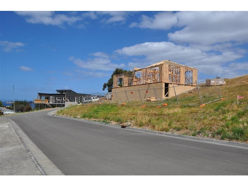 6 Girardin Way, Dover TAS 7117