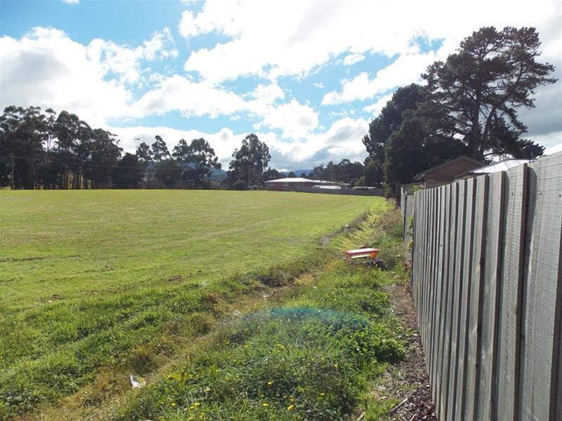 5/105 Main  Street, Huonville TAS 7109