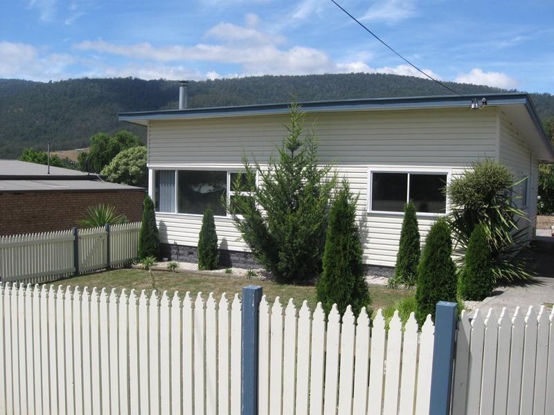 11 Scenic Hill Road, Huonville TAS 7109