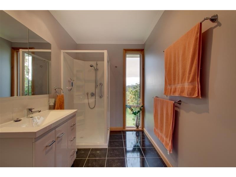 1075 Woodbridge Hill Road, Gardners Bay TAS 7112