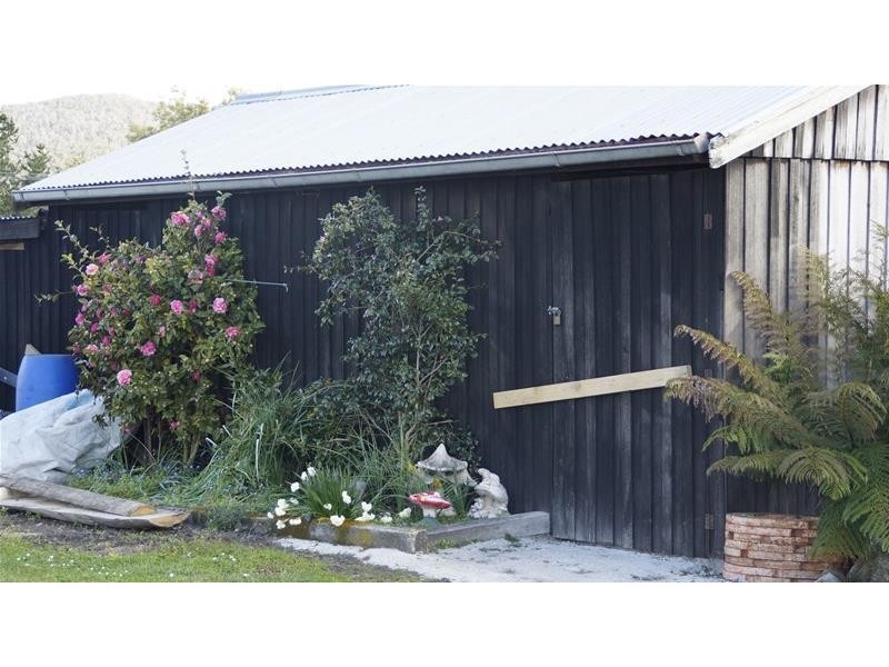 2/7128 Huon Highway, Dover TAS 7117