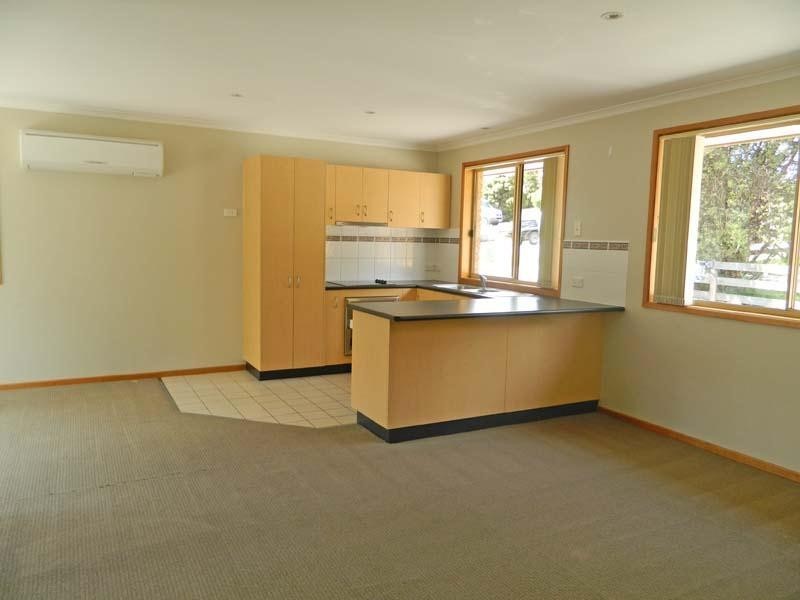 1/51 Summerleas Road, Kingston TAS 7050