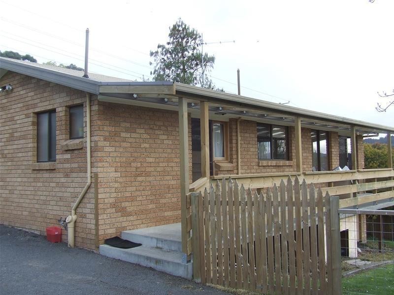 33 Knights Road, Huonville TAS 7109