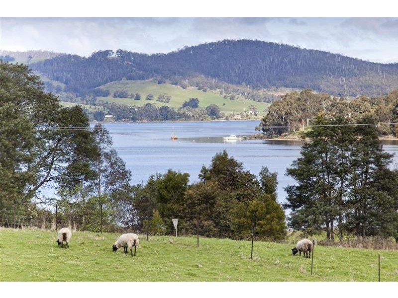 4060 Huon Highway, Castle Forbes Bay TAS 7116