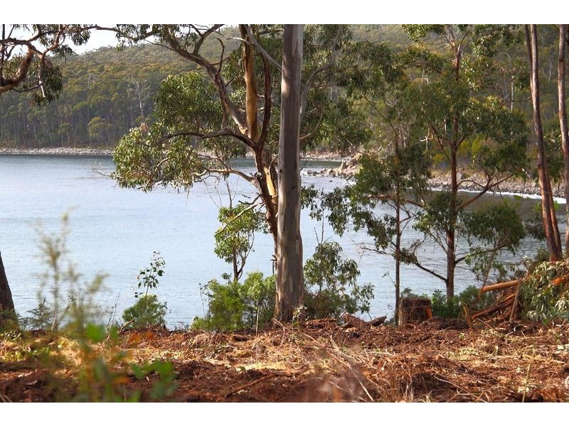 2 Lady Bay Road, Southport TAS 7109